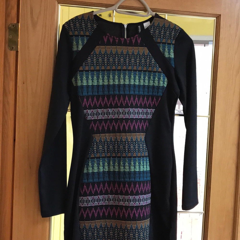 H&M bodycon dress. Gorgeous on!